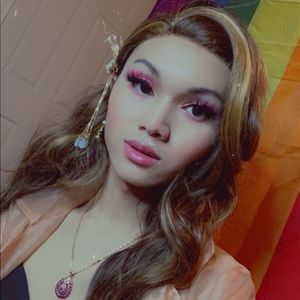 Meet your Posher, Anastasia